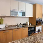 Portimao: Sol, E Lazer Com Garagem