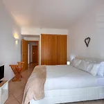 Portimao: Sol, E Lazer Com Garagem *