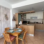 Portimao: Sol, E Lazer Com Garagem