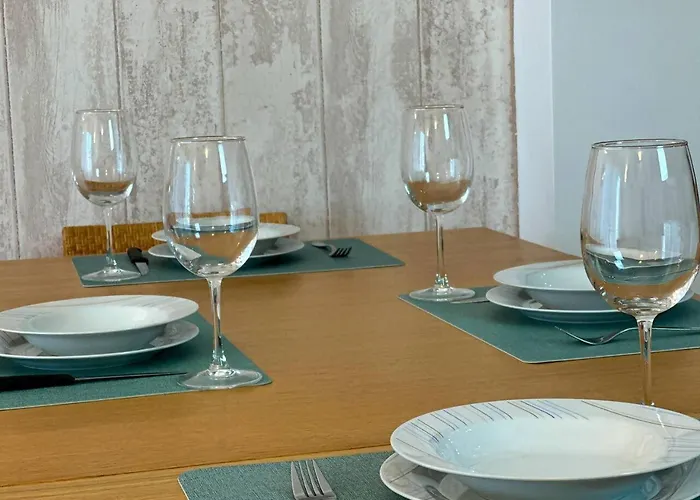 Portimao: Sol, E Lazer Com Garagem