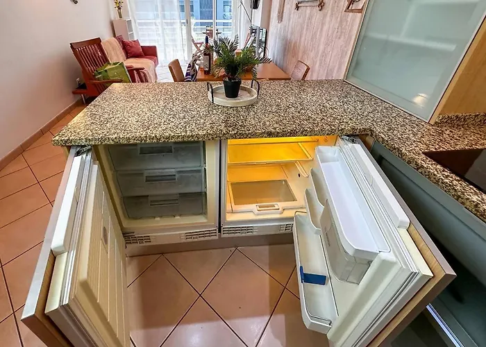 Portimao: Sol, E Lazer Com Garagem Apartament Portimão