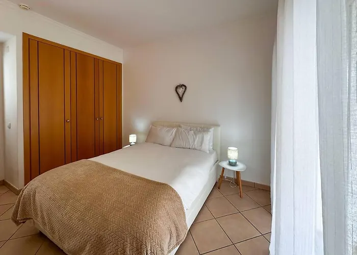 Portimao: Sol, E Lazer Com Garagem * Portimao