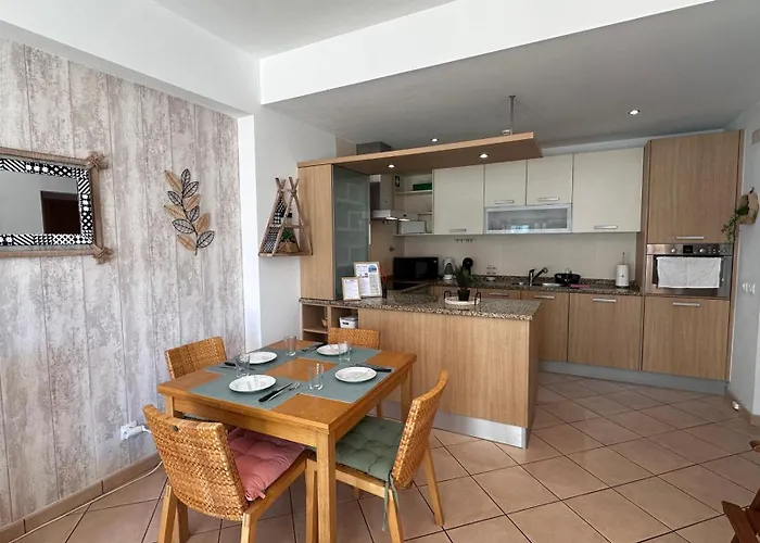 Portimao: Sol, E Lazer Com Garagem